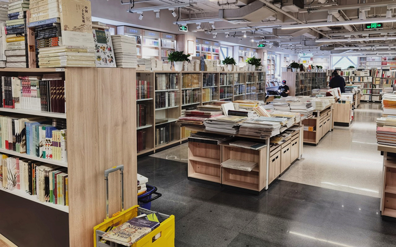 W020210425532654624002.jpg W020210425532654624002.jpg